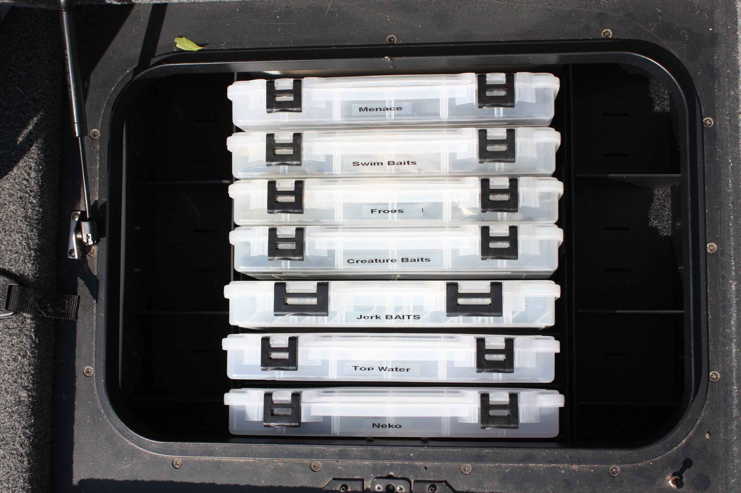 NPDSK0011 Skeeter® 2011-2013 FX FRONT COMPARTMENT 1 TRAY SYSTEM