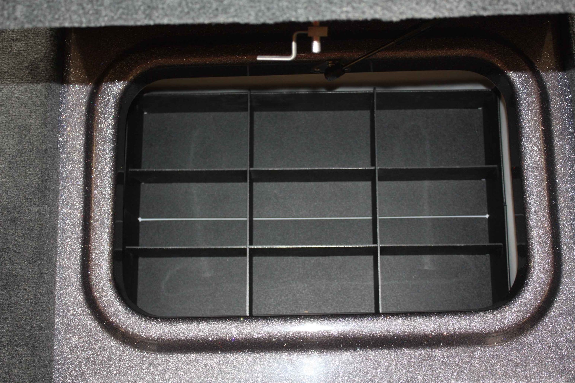NPDSK0004  ZX150 Skeeter® CENTER ORGANIZER