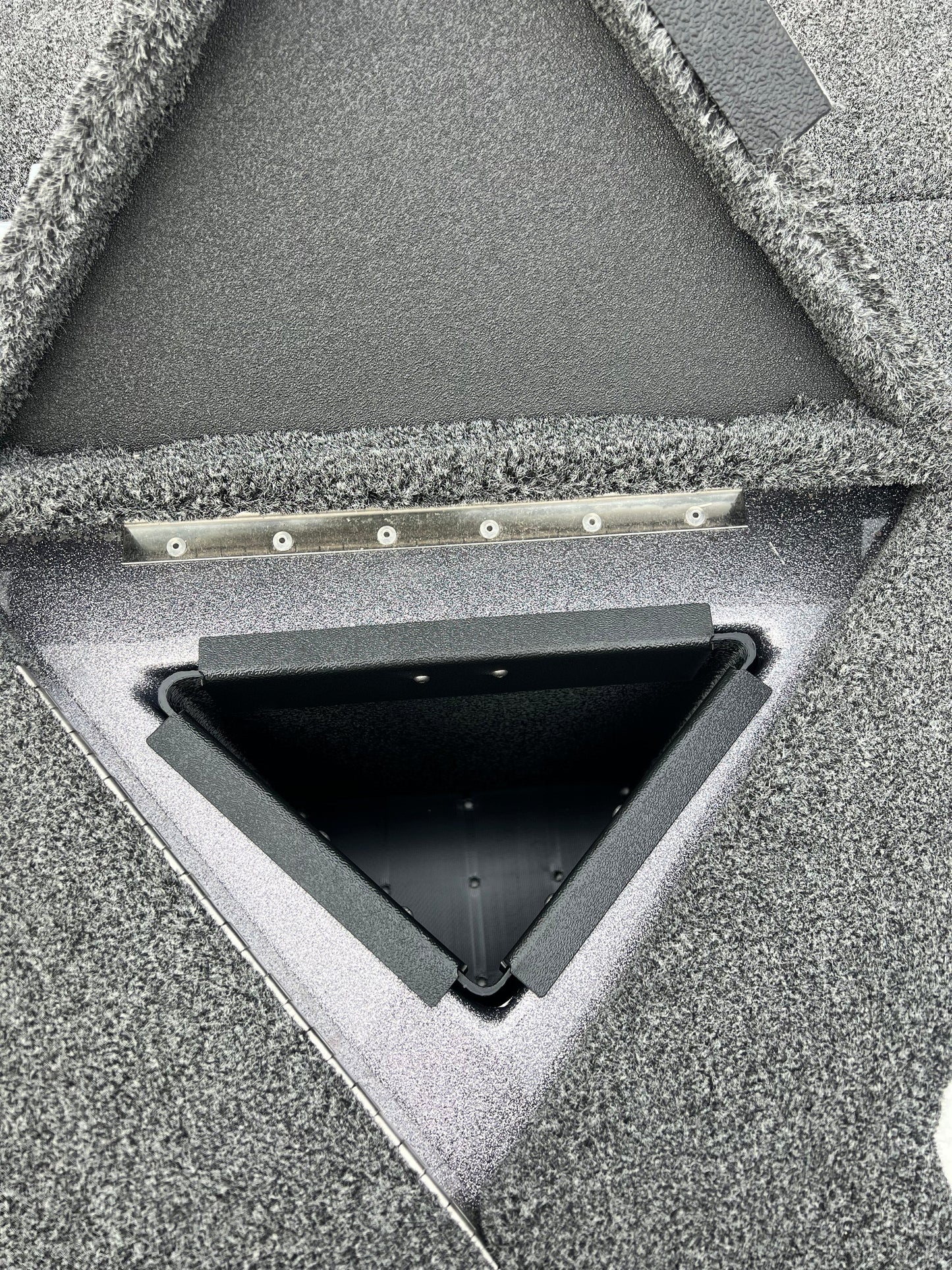 NPDBC0024 2026 LYNX STS Triangle Tray
