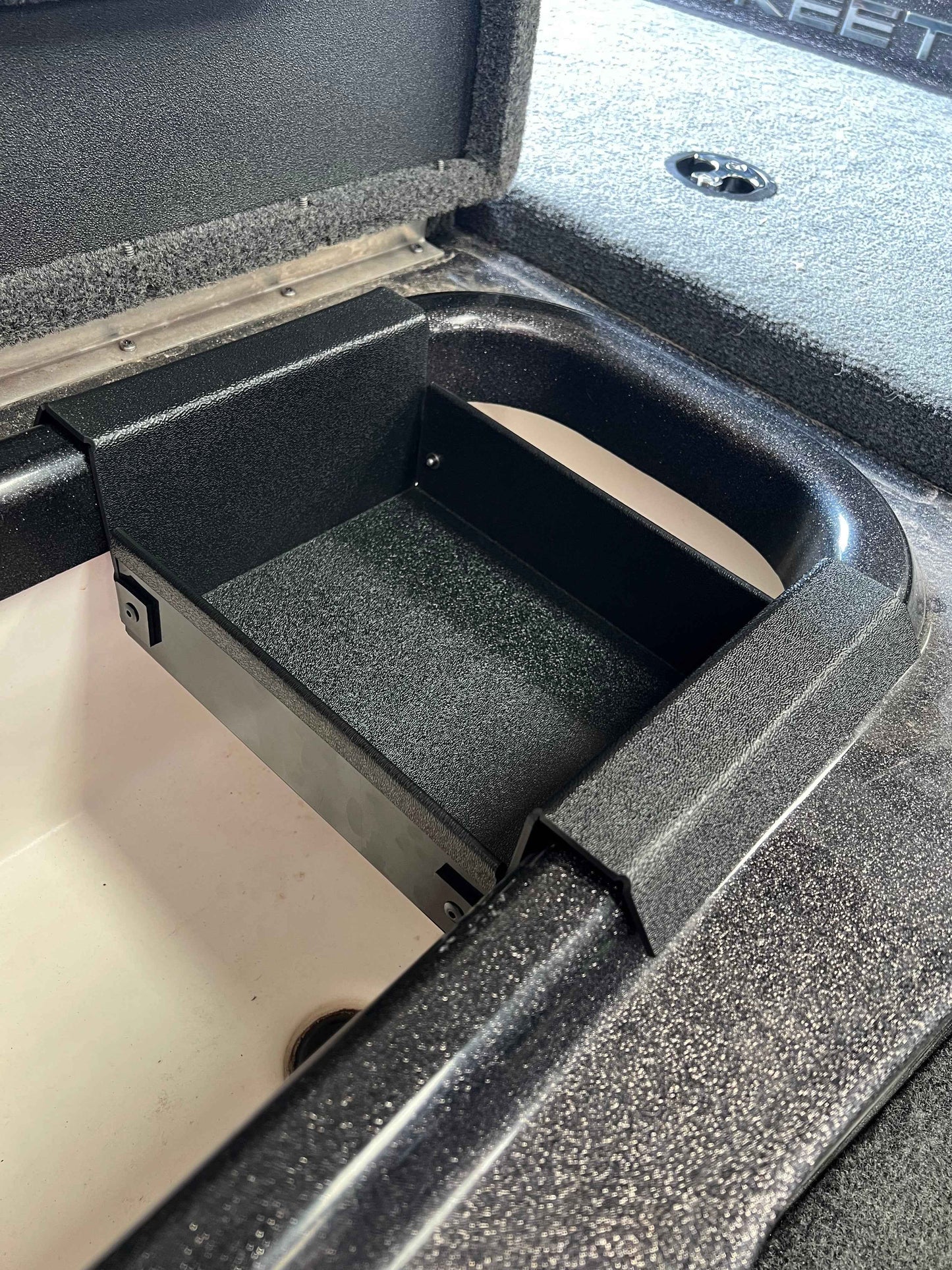 NPDSK0081  2022 ZX150 Skeeter® COOLER TRAY